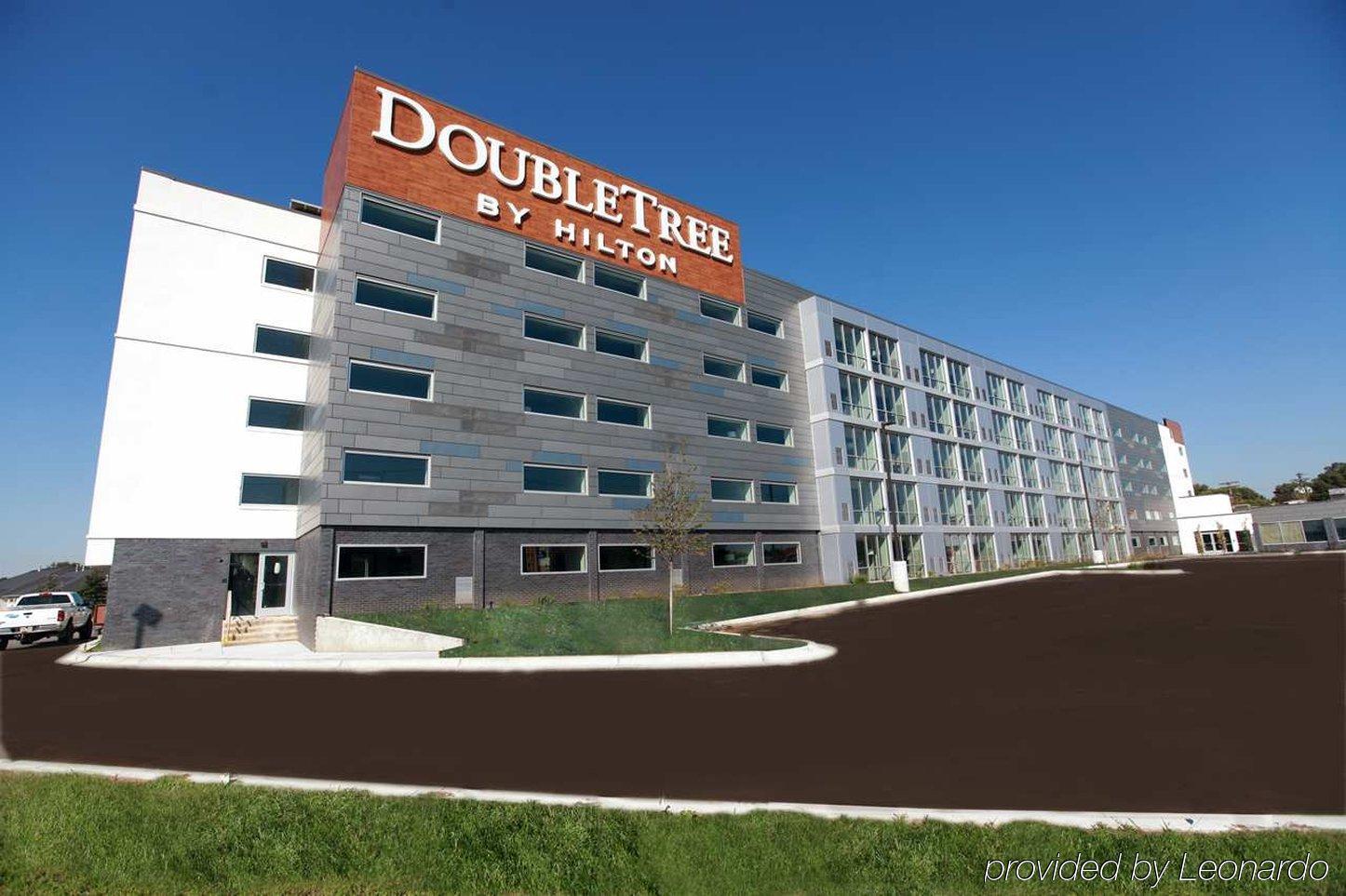 Doubletree By Hilton Omaha Southwest, Ne Hotel Exterior foto